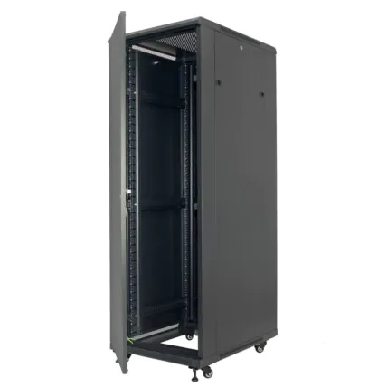 Rack Fechado Para Piso 19" Evus EV-DF6836 36U x 600 x 800mm Preto